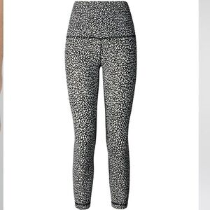 Lululemon Wunder Under Crop (Hi-Rise) Miss Mosaic Black size 2